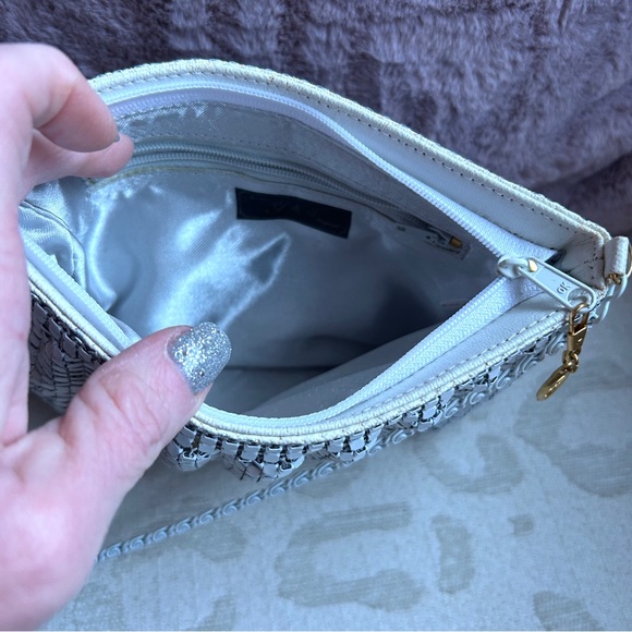 Vintage White Mesh Evening Bag - Picture 4 of 5